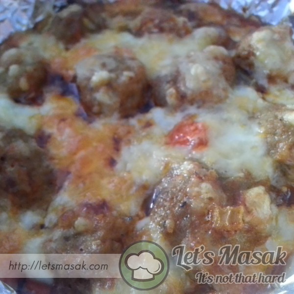 Baked Meat Ball Cheese