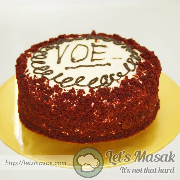 Red Velvet Cake (Paula Deen's Recipe)