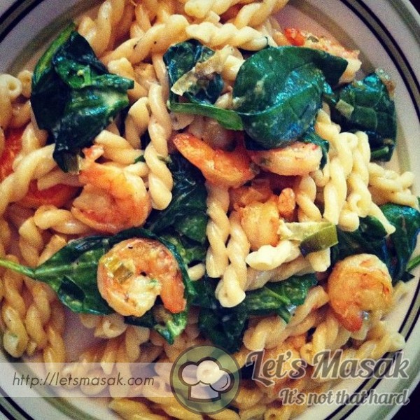 Delicious Shrimp Leek And Spinach Pasta