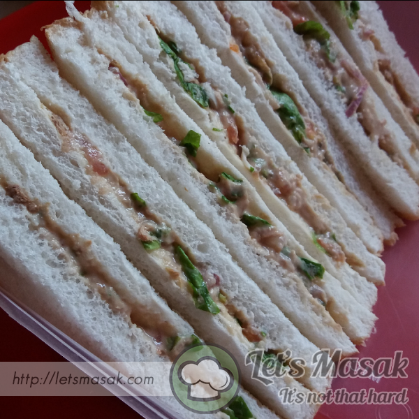 Tuna Mayonaise Sandwich