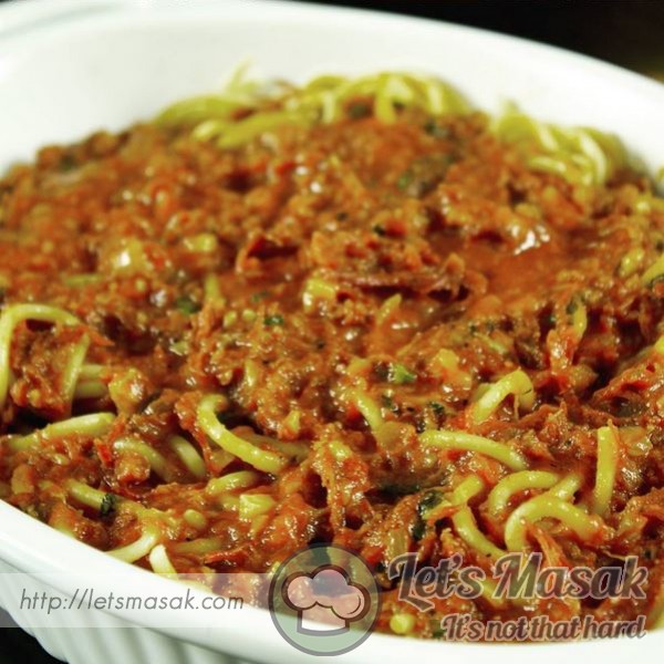 Corned Beef Spicy Mixed Sauce Spaghetti